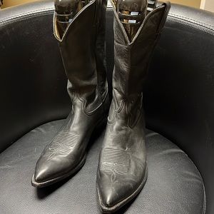Tony Lama soft leather pointy toe boots 13d